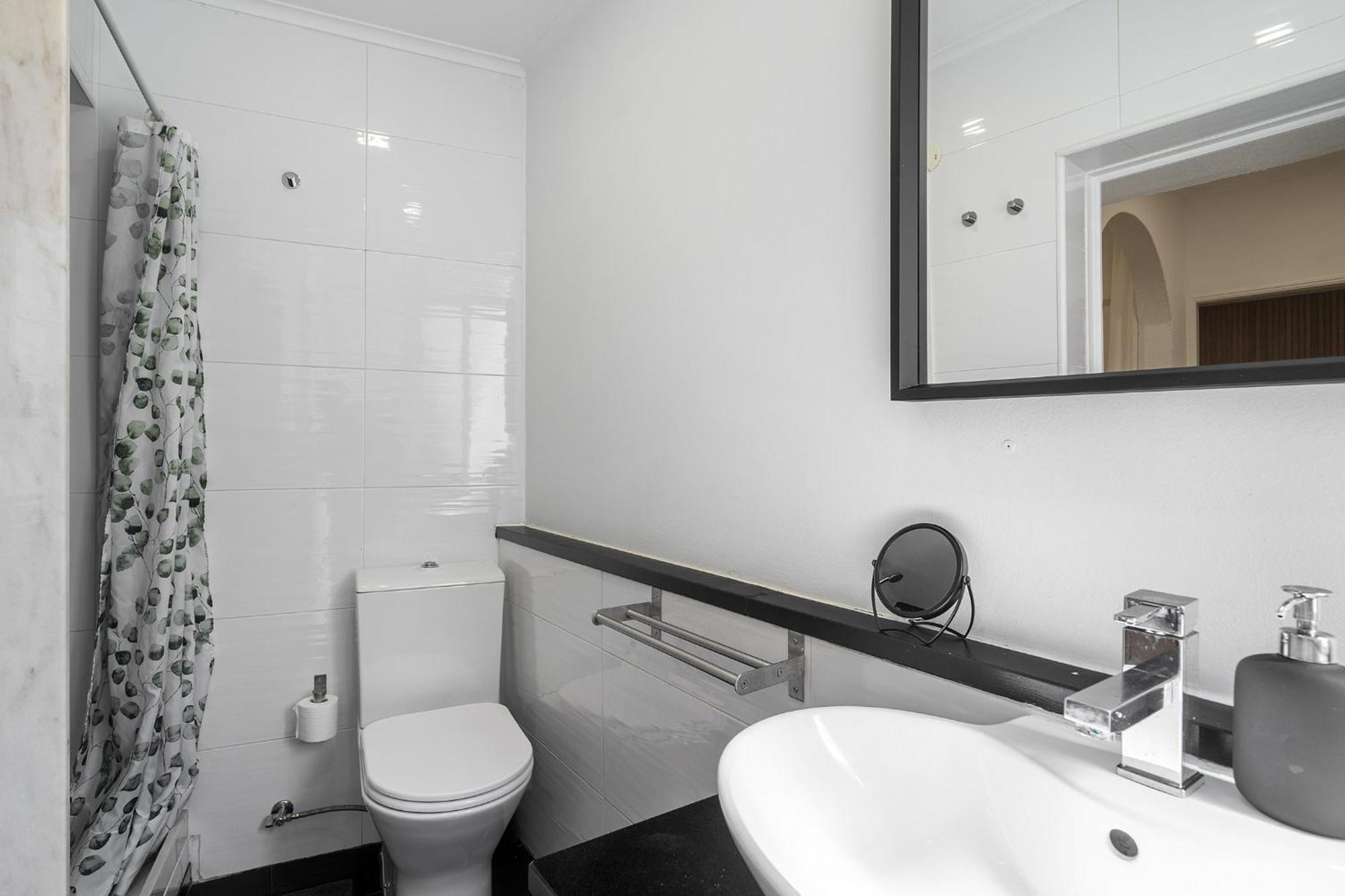 Whome Stylish Family Residence In The Heart Of Chiado ลิสบอน ภายนอก รูปภาพ