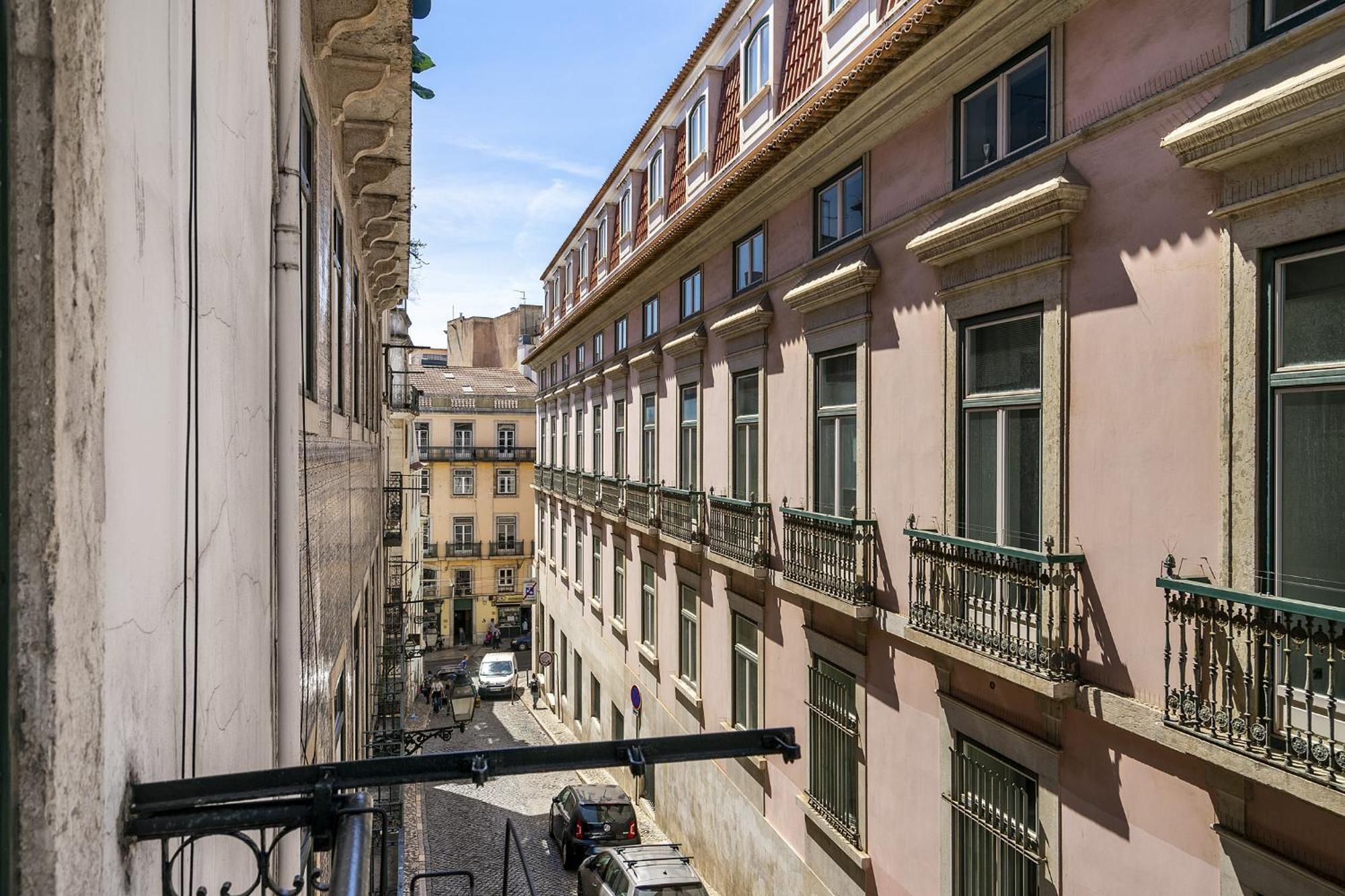 Whome Stylish Family Residence In The Heart Of Chiado ลิสบอน ภายนอก รูปภาพ